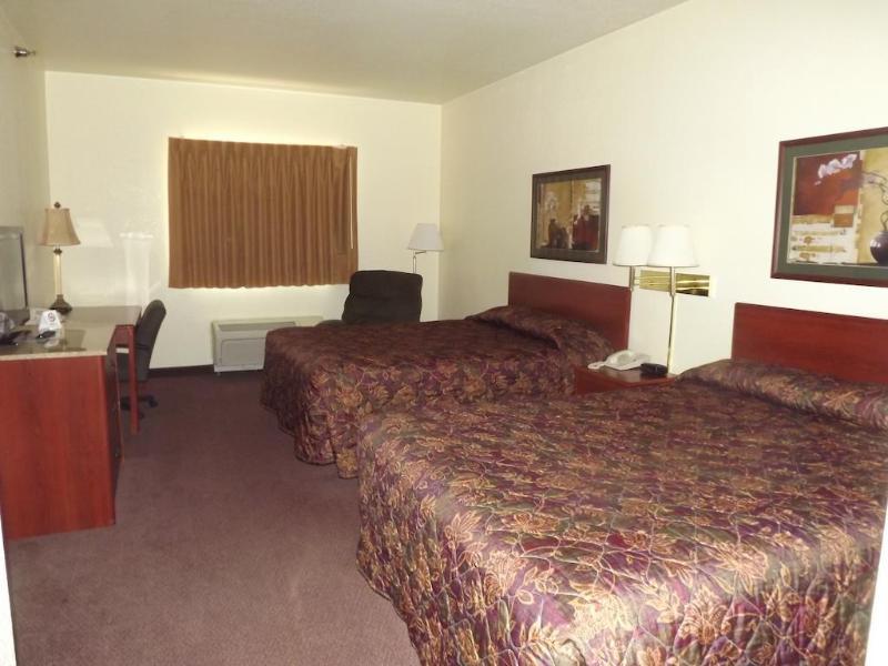 Super 8 By Wyndham Iola Ks Hotel Luaran gambar